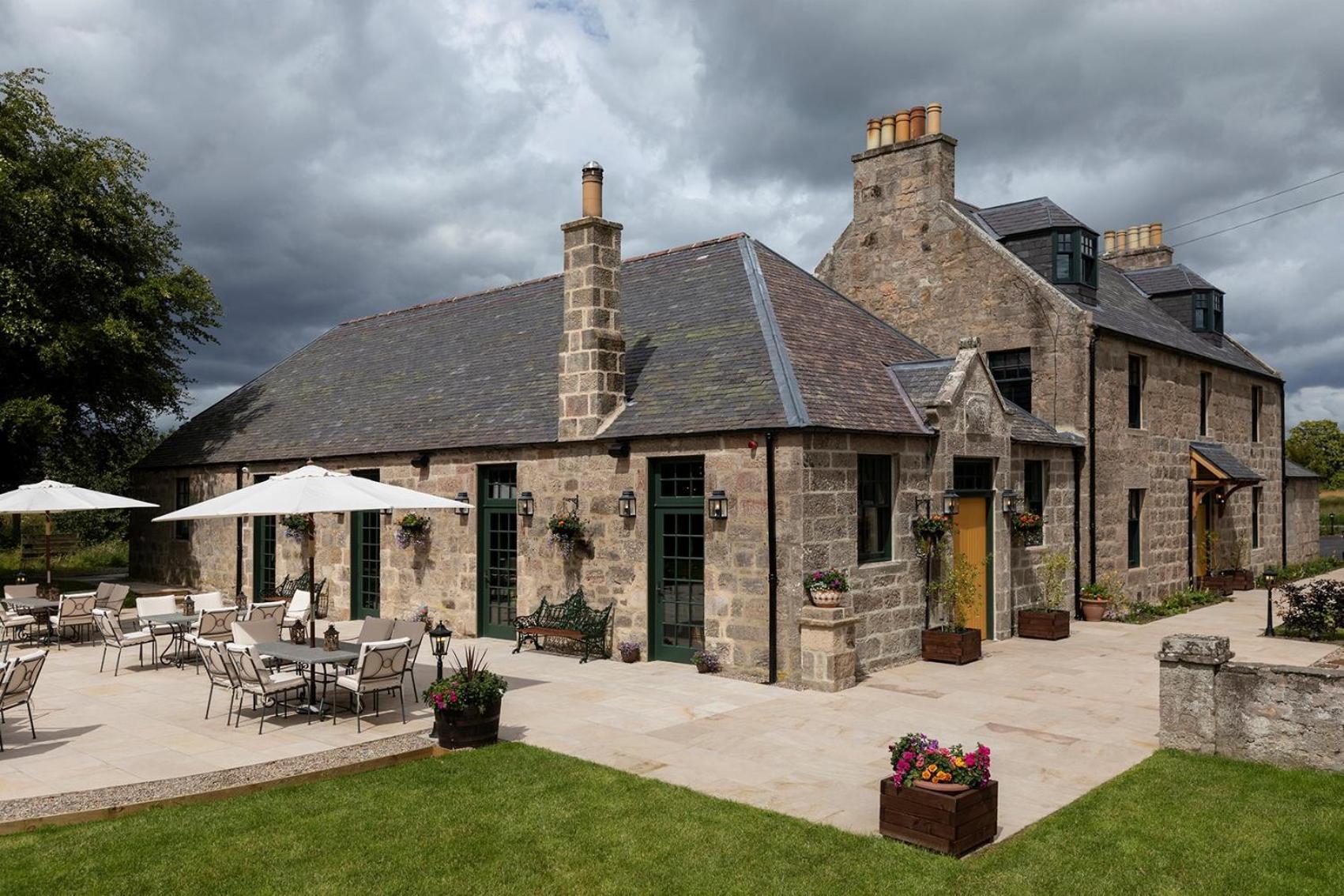 Kildrummy Inn Dış mekan fotoğraf